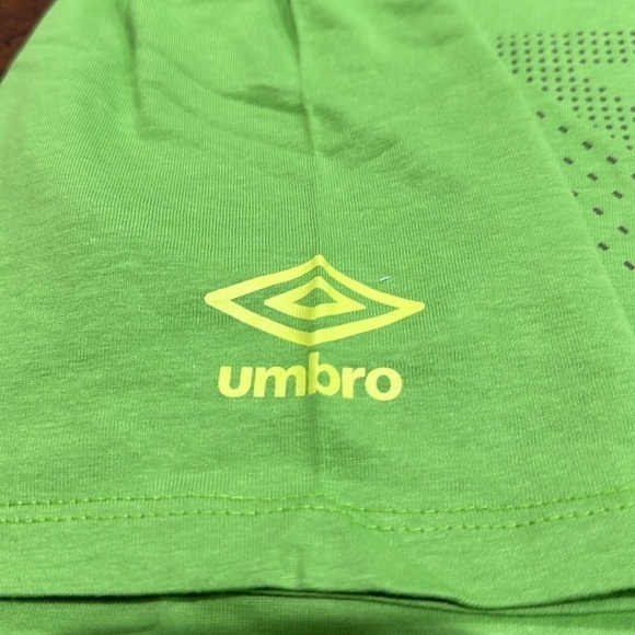 NWT- Youth Umbro Green T- Shirt - Picture 3 of 4